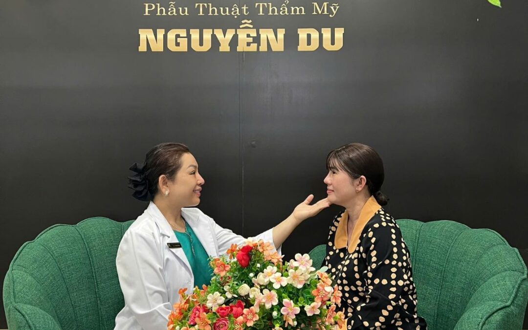 Trẻ hóa gương mặt bằng chỉ collagen có an toàn không?